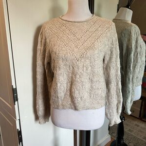 Sweet Republic Medium Oatmeal Sweater
